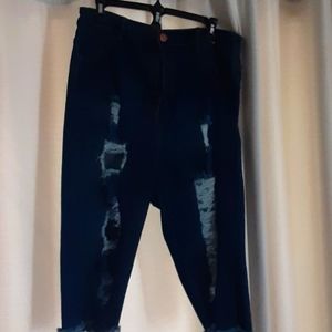 Distressed dark wash Jean shorts sz 1XL by fashion Nova look great never worn